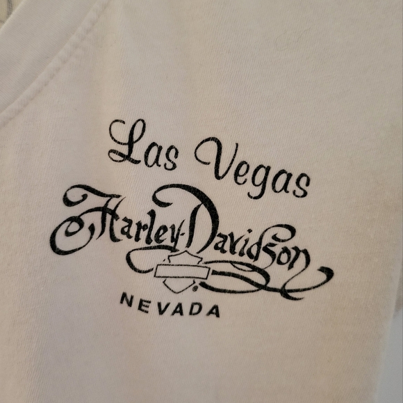 🖤 Harley-Davidson 'I Ride My Own' Tee – Empowering Women’s Biker Shirt - Picture 3 of 4